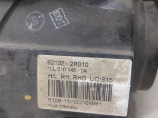 Фара (передняя) правая, ориг. номер 921022R010, Hyundai i30 2010-2012