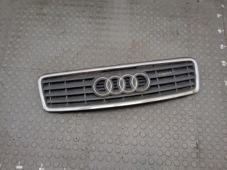 Решетка радиатора Audi A4 2000-2006