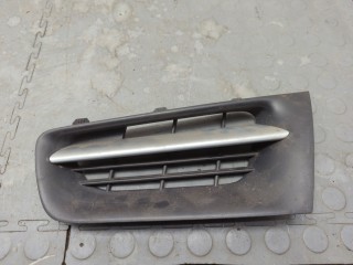 Решетка радиатора Renault Megane 2006-2009