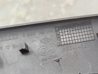Решетка радиатора, Renault Megane 2006-2009
