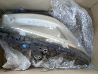 Кронштейн фары правый, ориг. номер 8200114674, Renault Megane 2002-2006