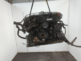 Рампа (рейка) топливная Audi A8 2007-2010
