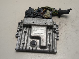Блок управления двигателем Ford Kuga 2008-2013