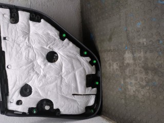 Дверная карта (Обшивка двери) левая задняя, ориг. номер 189729600C, Tesla Model Y 2020-2026