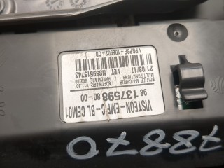Панель управления магнитолой, ориг. номер 9813759880, Peugeot 308 2013-2017