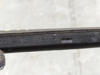 Молдинг стекла (лобовое) левое, ориг. номер 8R0854327A, Audi Q5 2012-2017