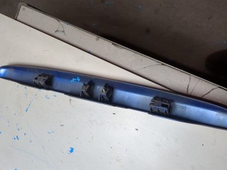 Накладка крышки багажника (двери) задняя, ориг. номер 8742L3, Peugeot Partner 2002-2012