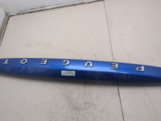 Накладка крышки багажника (двери) задняя, ориг. номер 8742L3, Peugeot Partner 2002-2012