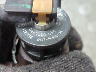 Форсунка топливная, ориг. номер 0445110654, LR073710, Land Rover Range Rover Evoque 2015-2018