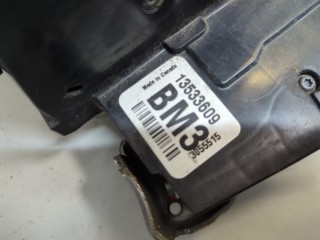 Замок двери левый задний, ориг. номер 13546550, Chevrolet Bolt 2016-2021