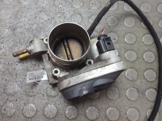 Заслонка дроссельная Volkswagen Passat 2000-2005