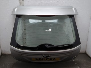 Крышка (дверь) багажника Ford Focus 2007-2011