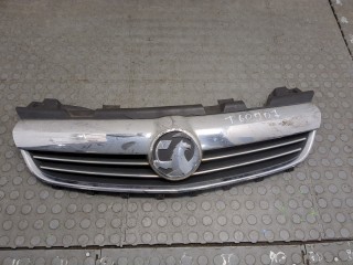 Решетка радиатора Opel Zafira B 2008-2014