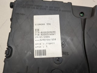 Блок комфорта, ориг. номер 8200780028, Renault Megane 2002-2006