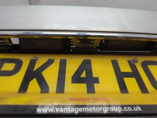 Бампер задний, ориг. номер 5215902998, 5245302041, Toyota Auris E18 2012-2015
