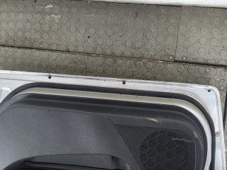 Замок двери правый передний, ориг. номер 8220168LB1, Suzuki Swift 2010-2015