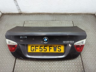 Фонарь крышки багажника левый BMW 3 серия 2001-2006