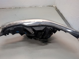 Фара (передняя) правая, ориг. номер 8113005390, Toyota Avensis 3 2015-2018