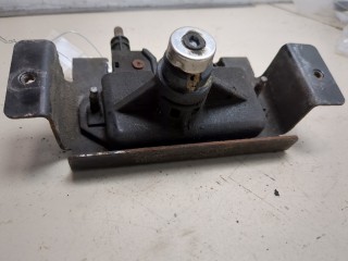 Замок капота, ориг. номер 4956236, 8T1A16700AA, 1426410, 6C1116774AC, Ford Transit 2006-2014