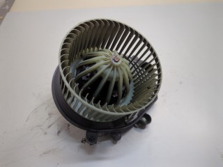 Двигатель отопителя (моторчик печки) Audi A4 1994-1999