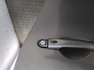 Замок двери левый передний, ориг. номер 805037243R, Renault Captur 2012-2017