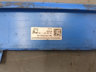 Накладка на порог правая передняя, ориг. номер 7417936, 51447417936, BMW i3 2017-2023