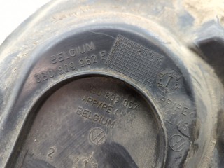 Защита арок (подкрылок) правая передняя, ориг. номер 3B0809958A01C, Volkswagen Passat 1996-2001