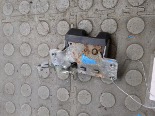 Замок багажника Opel Zafira 2003-2006