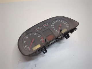 Щиток приборов (приборная панель) Volkswagen Golf 4 1997-2006
