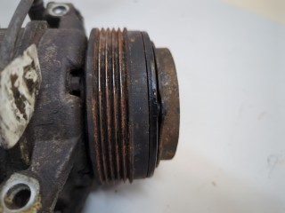 Компрессор кондиционера, ориг. номер LR015089, Land Rover Range Rover 2005-2009