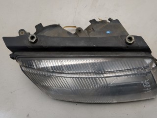 Фара (передняя) правая, ориг. номер 3B0941018R, Volkswagen Passat 5 1996-2001