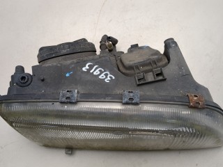 Фара (передняя) правая, ориг. номер 8628618, Volvo S70 / V70 1996-2000