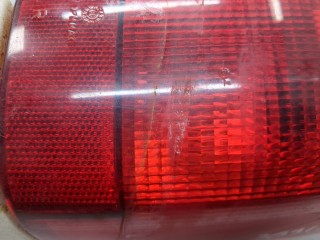 Накладка под фонарь правая, ориг. номер 6817922, Volvo S70 / V70 1996-2000