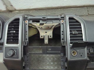 Панель передняя салона (торпедо), ориг. номер KL3Z1504320SA, Ford F-150 2014-2018