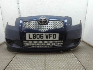 Бампер передний Toyota Yaris 2005-2009