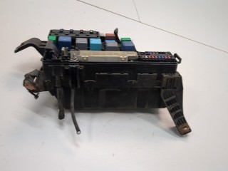 Блок предохранителей, ориг. номер 8274147010, Toyota Prius 2005-2011