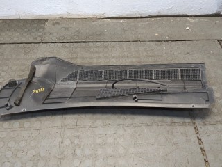 Жабо под дворники (дождевик) правое переднее, Nissan Titan 2003-2007