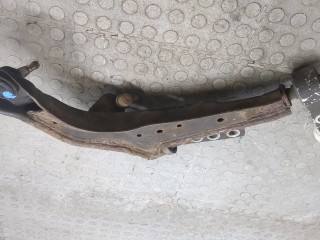 Рычаг подвески левый передний, ориг. номер 54501BU000, Nissan Almera Tino 2000-2003