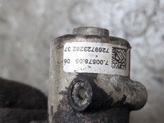 Клапан рециркуляции газов (EGR), ориг. номер LR000997, Land Rover Freelander 2 2006-2010