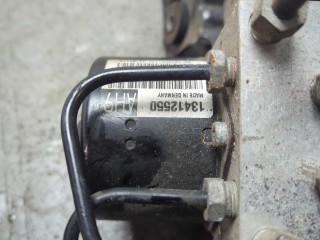 Блок АБС, насос (ABS, ESP, ASR), ориг. номер 13384013, Opel Astra 2012-2018