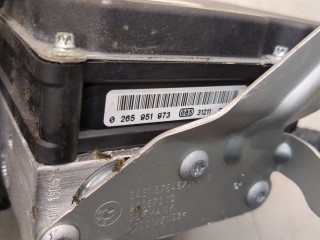 Блок АБС, насос (ABS, ESP, ASR), ориг. номер 34516856926, 6856926, BMW X1 2012-2015