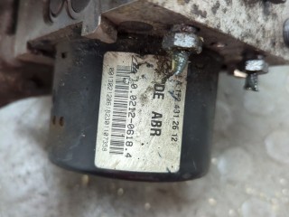 Блок АБС, насос (ABS, ESP, ASR), ориг. номер 10021206184, Mercedes C W204 2007-2011