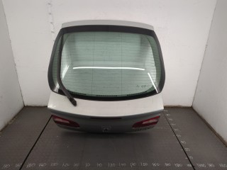 Крышка (дверь) багажника Renault Laguna 2001-2005