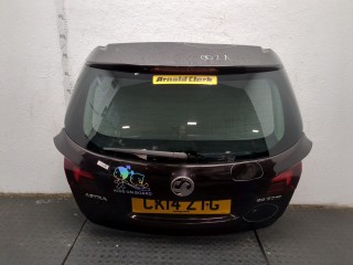 Крышка (дверь) багажника Opel Astra 2006-2014