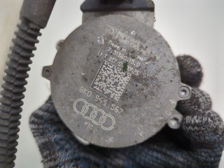 Насос водяной (помпа), ориг. номер 8K0965567, Audi Q7 2009-2015