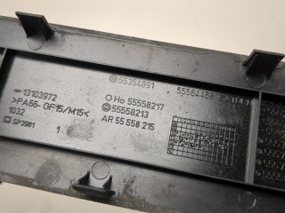 Накладка декоративная на ДВС, ориг. номер 55558213, Opel Zafira B 2008-2014