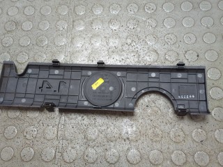 Накладка декоративная на ДВС, ориг. номер 03C103925BD, Seat Ibiza 2008-2012