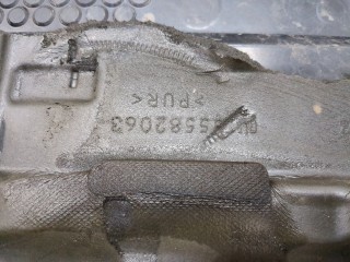 Накладка декоративная на ДВС, ориг. номер 55576411, Opel Zafira 2008-2014
