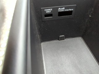 Консоль салона (кулисная часть), ориг. номер 8V1863241, Audi A3 2012-2016