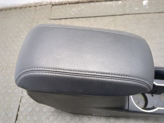 Консоль салона (кулисная часть), ориг. номер 5891002C10C0, Toyota Corolla 2016-2019